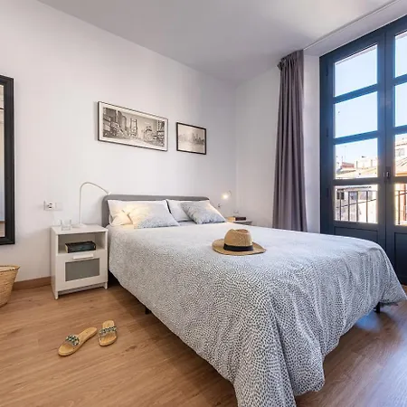 Tarragona Apartments Exterior photo