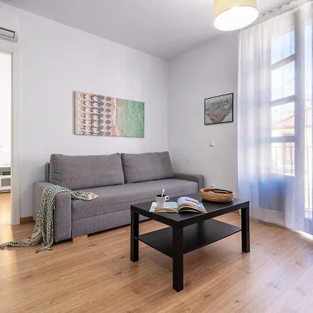 Tarragona Apartments Exterior photo